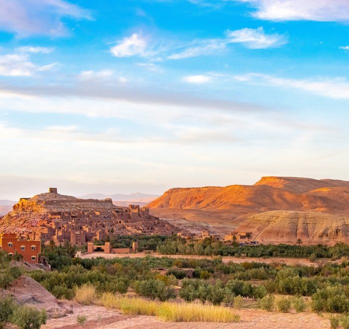 Kasbah ait ben haddou en ruta esencial 8 días a medida kasbahs y desierto morocco indigo